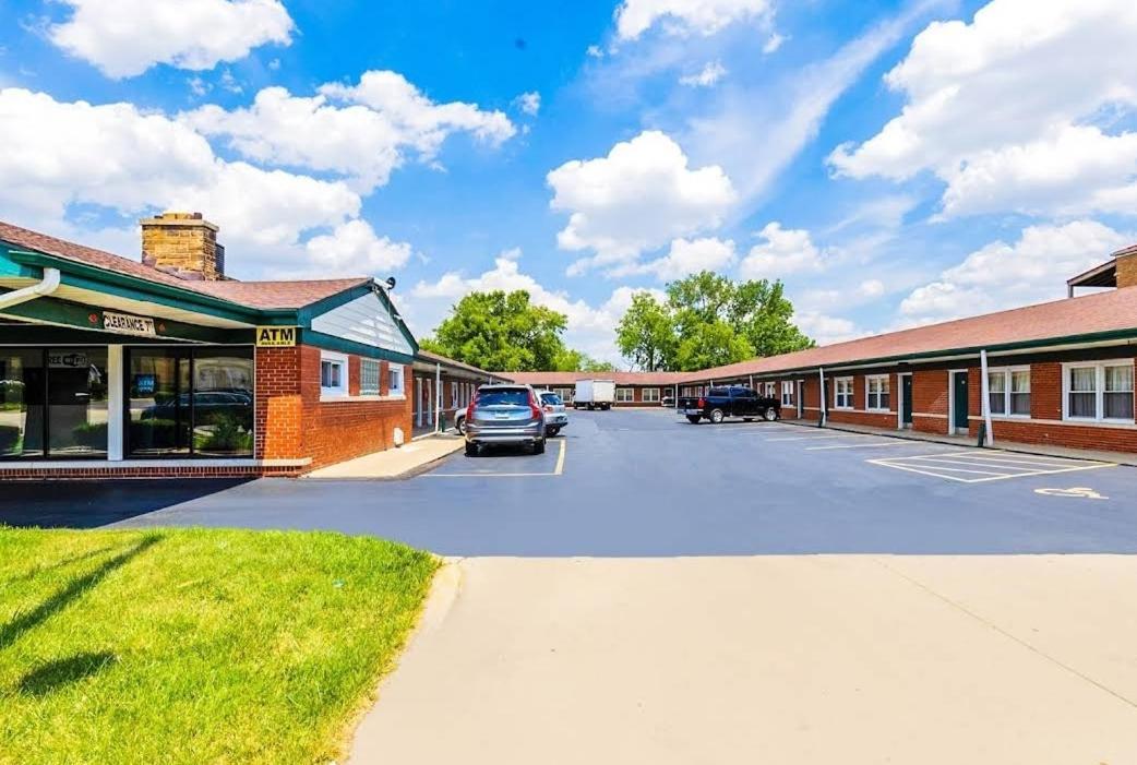 Hillside Manor Motel Exterior photo